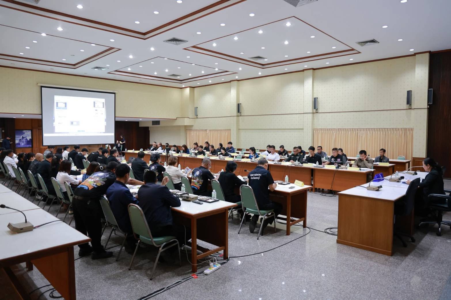 title - ปฏิรูปที่ดินจังหวัดเพชรบุรี ร่วมประชุมคณะกรรมการประสานงานการขับเคลื่อนและขยายผลโครงการอันเนื่องมาจากพระราชดำริ และหลักปรัชญาของเศรษฐกิจพอเพียง จังหวัดเพชรบุรี ครั้งที่ 1/2569